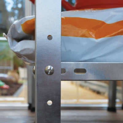 Arbeidsbenk i metall til Drivhus