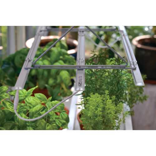 Justerbart Opphengstativ Til Plantelys