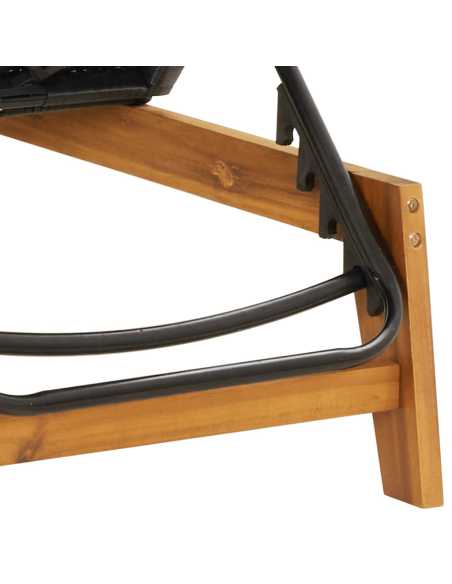 Solseng med bord polyrotting og heltre