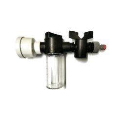 Sprøyte med gjødselsdispenser