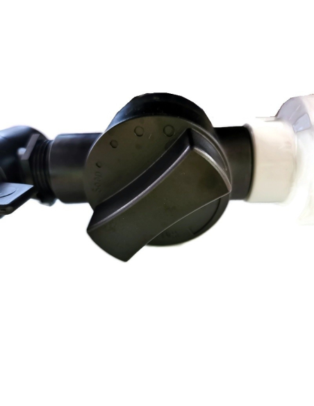 Sprøyte med gjødselsdispenser